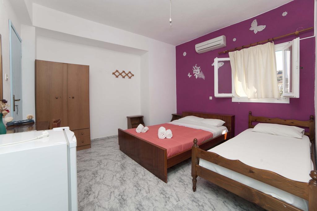 Mira Mare Studios Leipsoí Pokoj fotografie